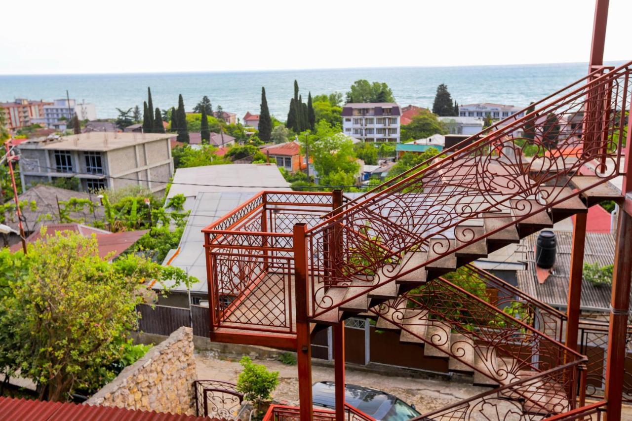 Hometel 4 Friends Gagra Exterior foto